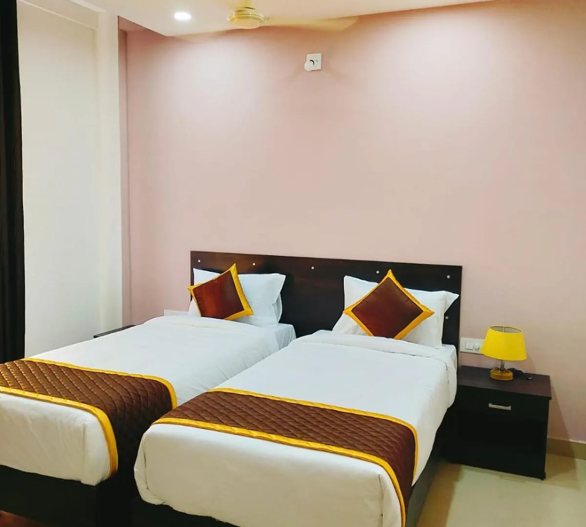 New Mount Residency Apartment Sultan Bathery India